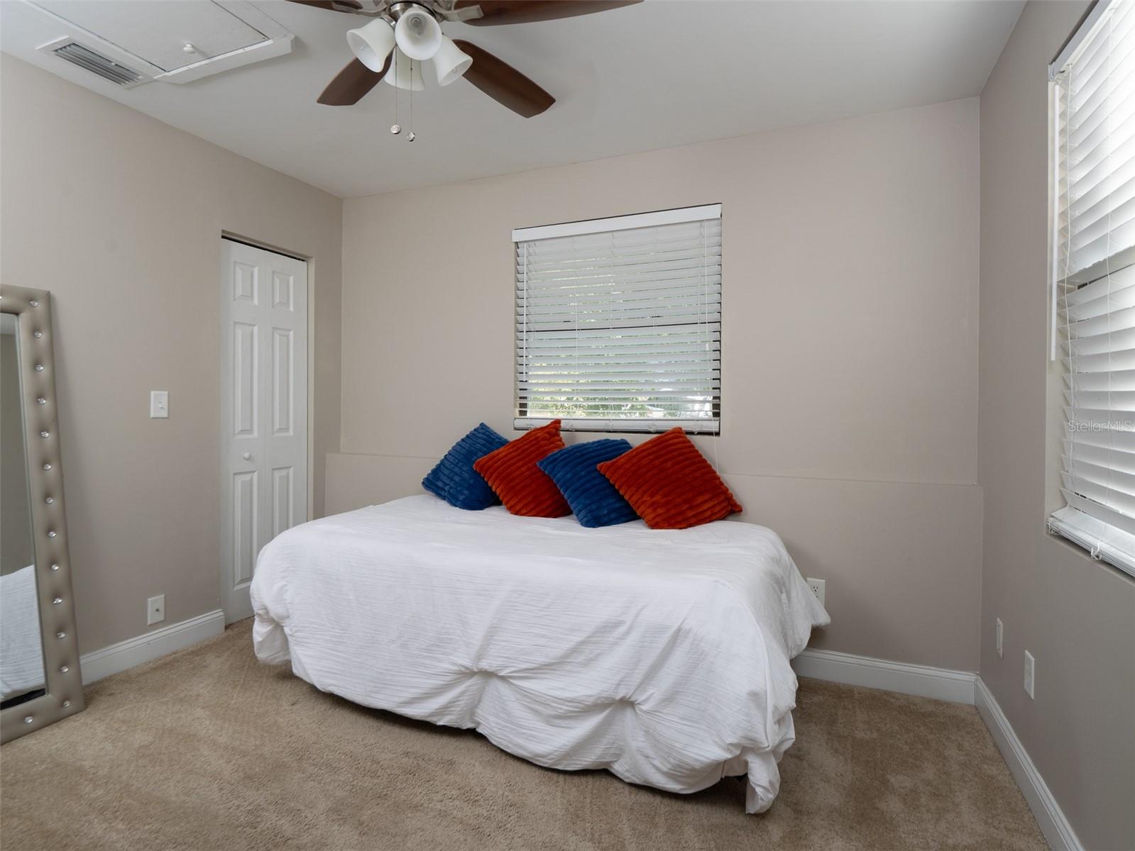 Image 13 of 46 For 7480 Paradise Drive