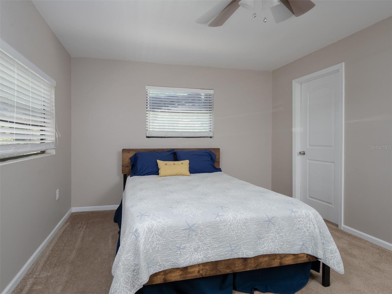 Image 23 of 46 For 7480 Paradise Drive