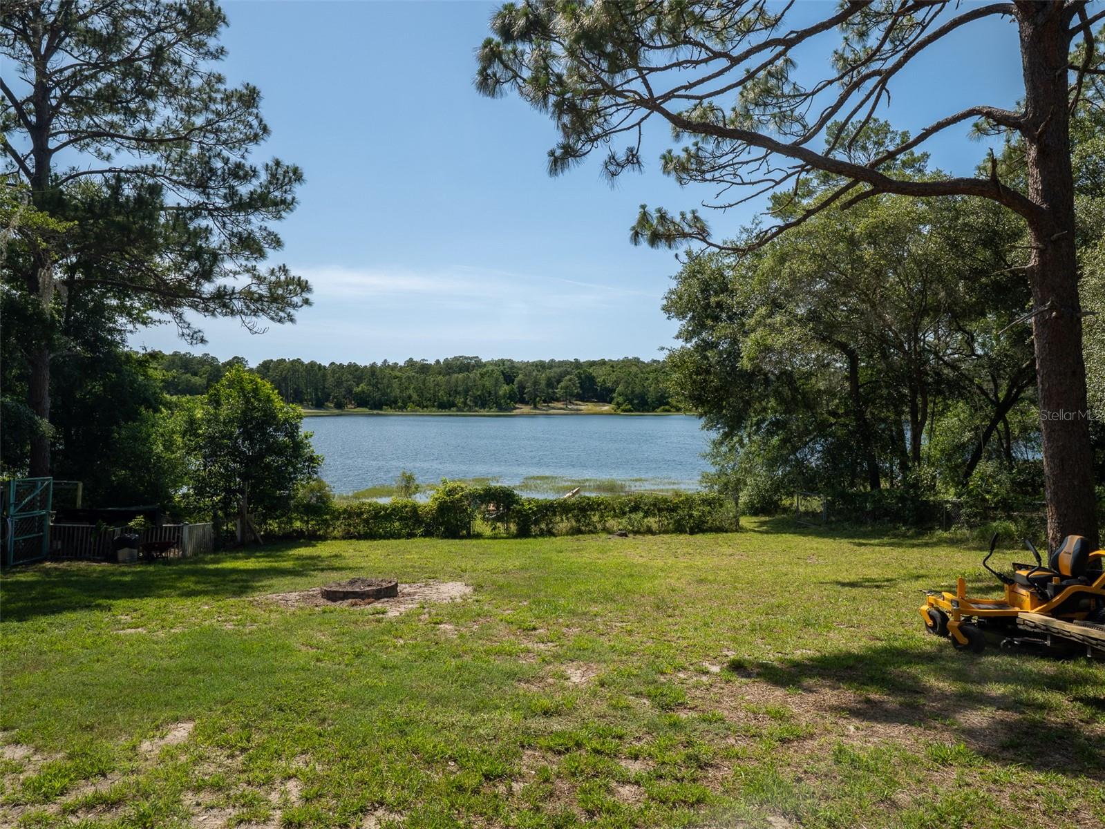Image 37 of 46 For 7480 Paradise Drive