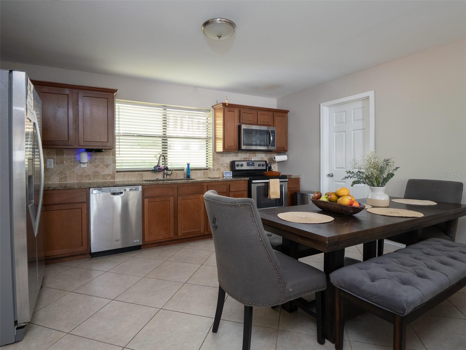 Image 8 of 46 For 7480 Paradise Drive
