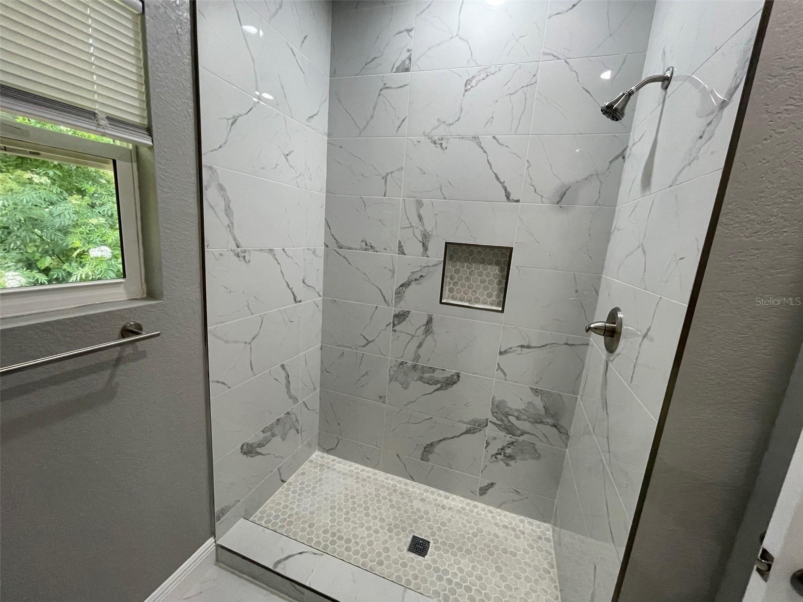 Image 15 of 22 For 634 15 Terrace