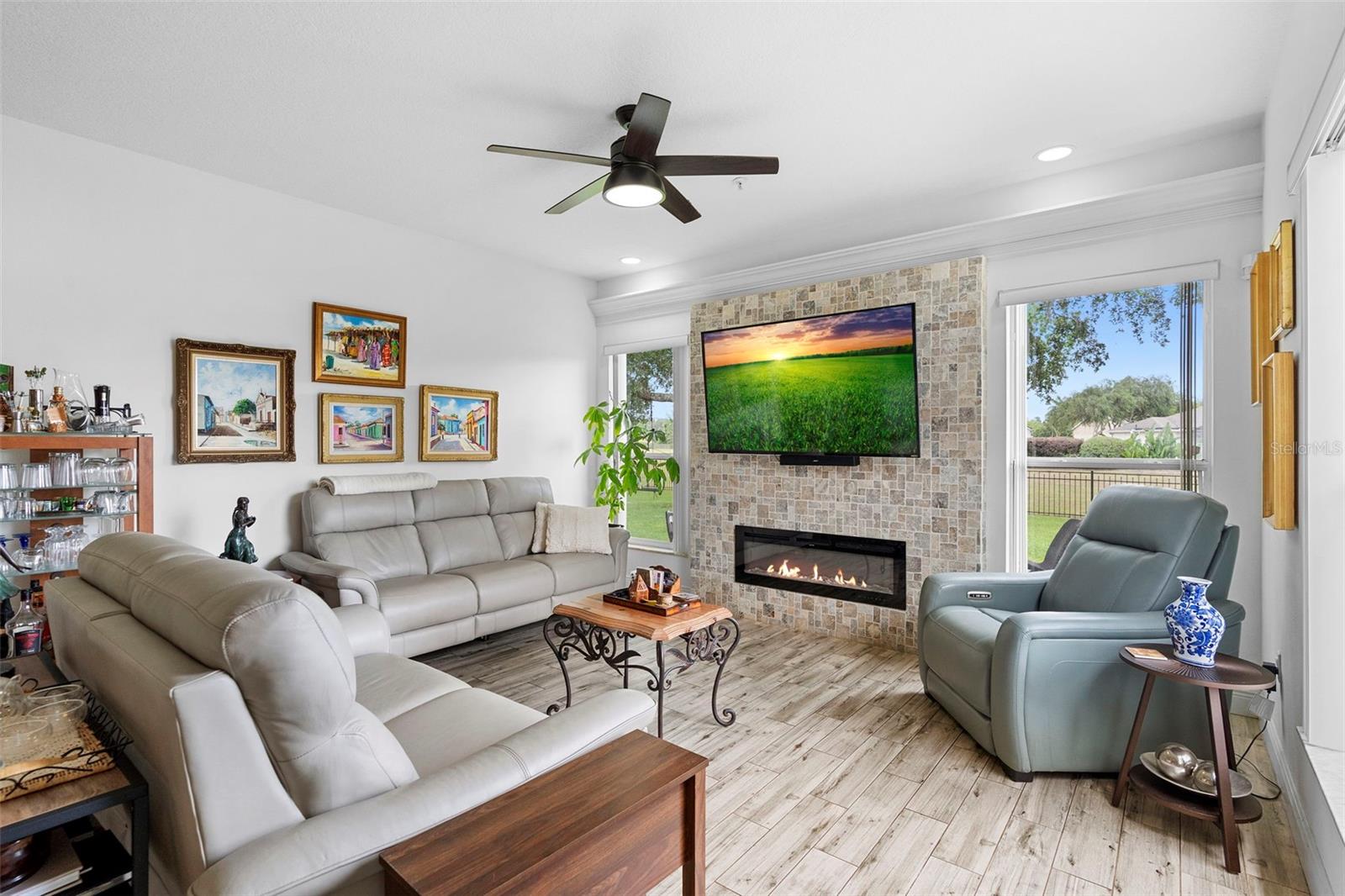 Image 11 of 44 For 23510 Oak Prairie Circle