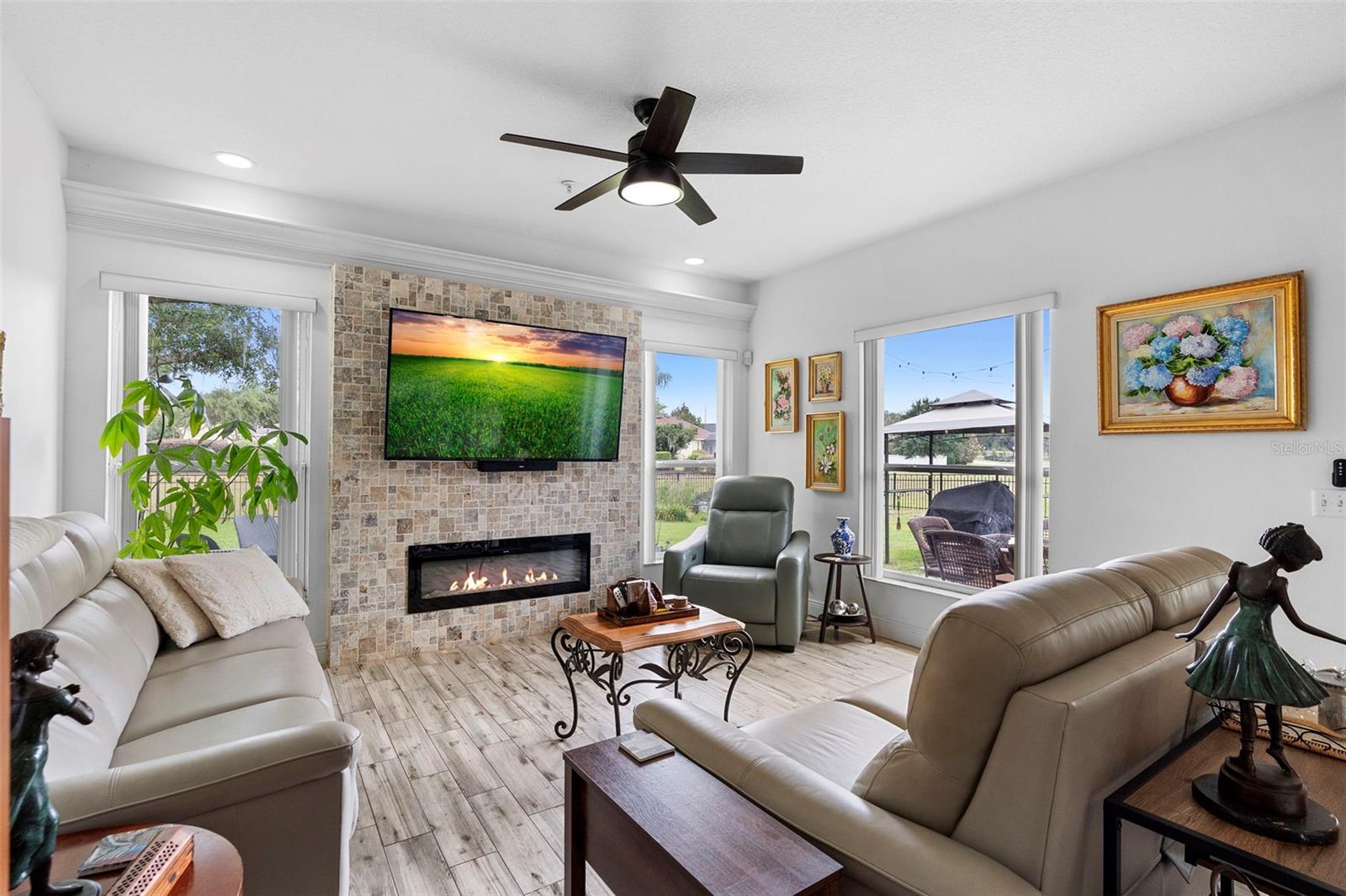 Image 13 of 44 For 23510 Oak Prairie Circle