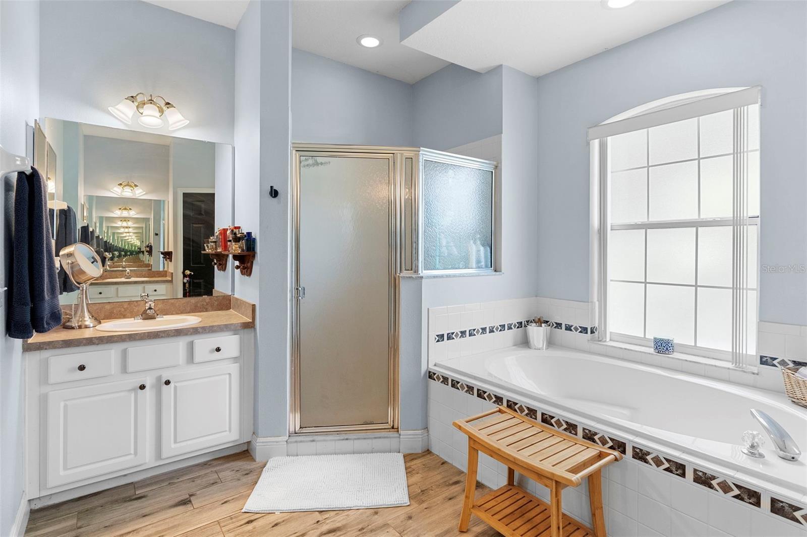Image 22 of 44 For 23510 Oak Prairie Circle