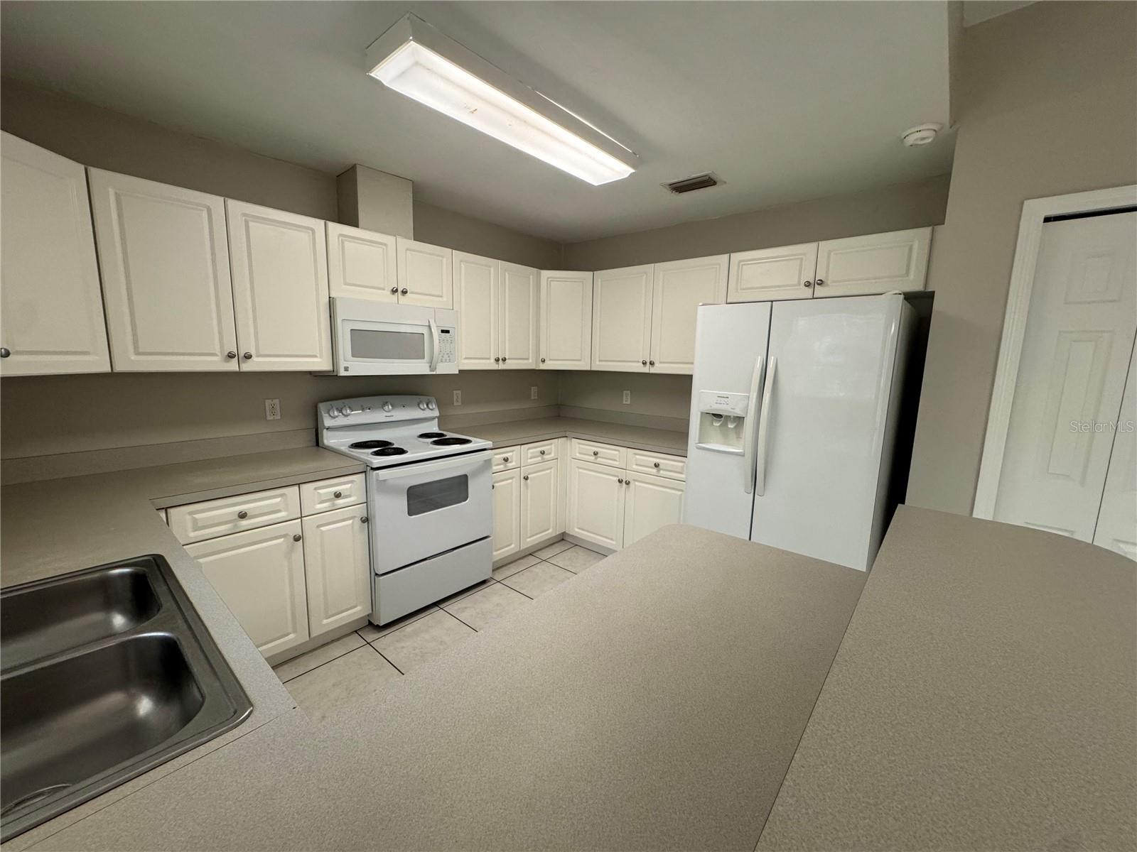 Image 6 of 18 For 2143 85th Terrace