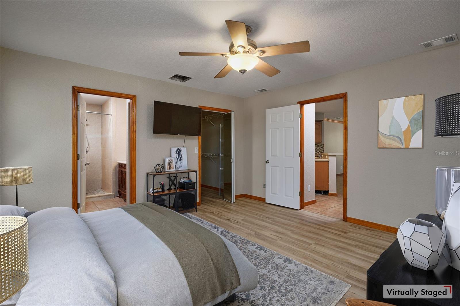 Image 20 of 43 For 3005 156th Place Road