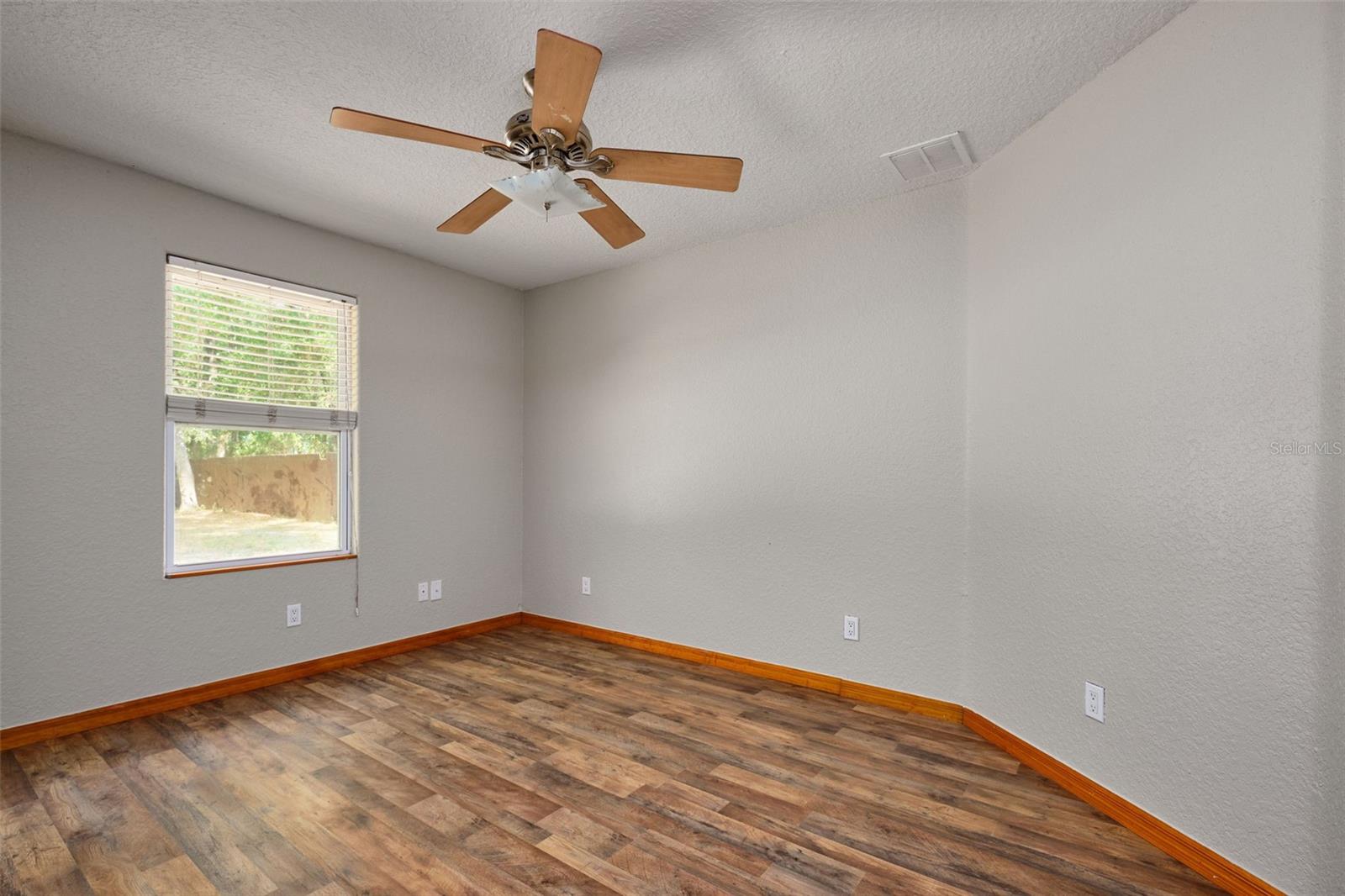 Image 8 of 43 For 3005 156th Place Road
