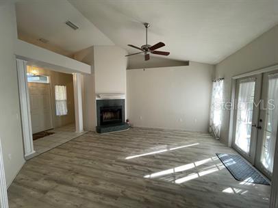 Image 4 of 17 For 4508 37th Terrace