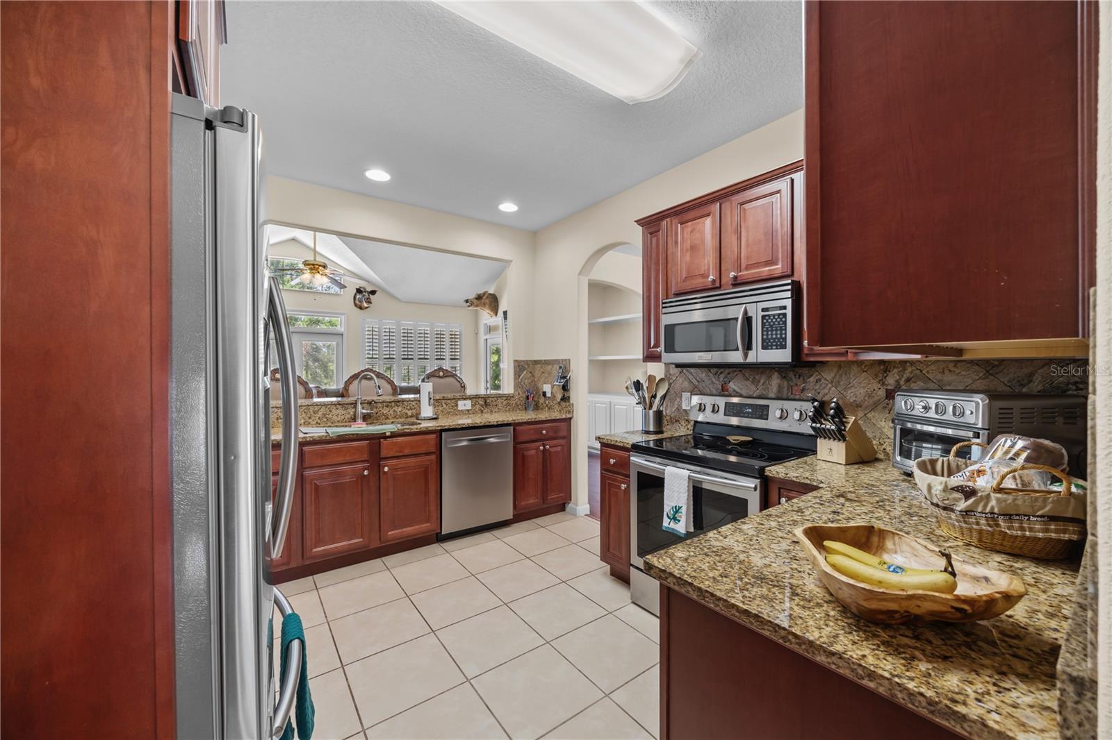 Image 14 of 40 For 15527 194th Place