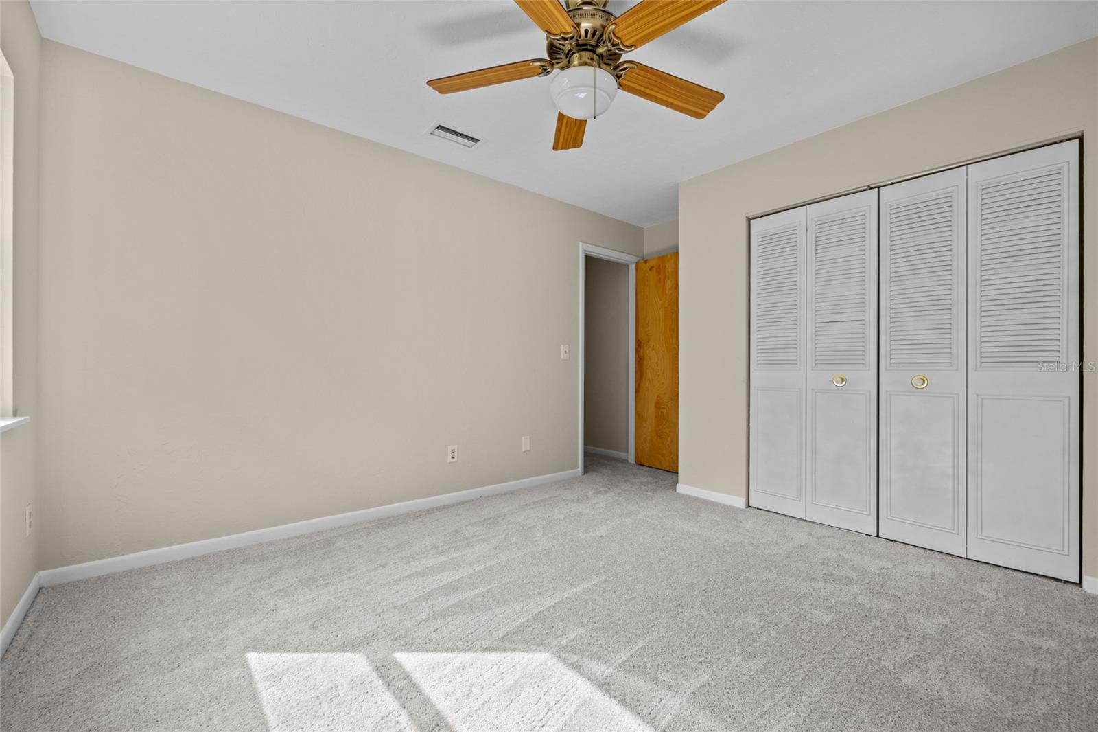 Image 19 of 29 For 1602 39th Drive
