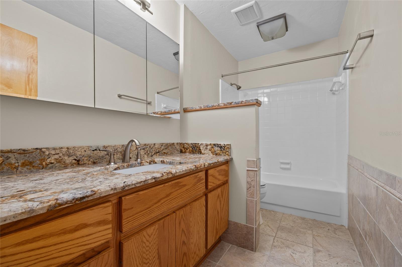 Image 20 of 29 For 1602 39th Drive