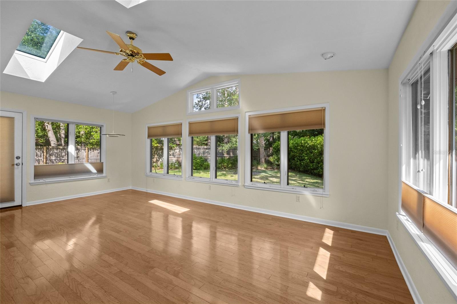 Image 3 of 29 For 1602 39th Drive