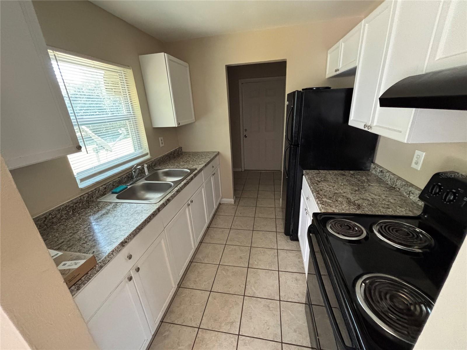 Image 11 of 27 For 14719 39th Circle