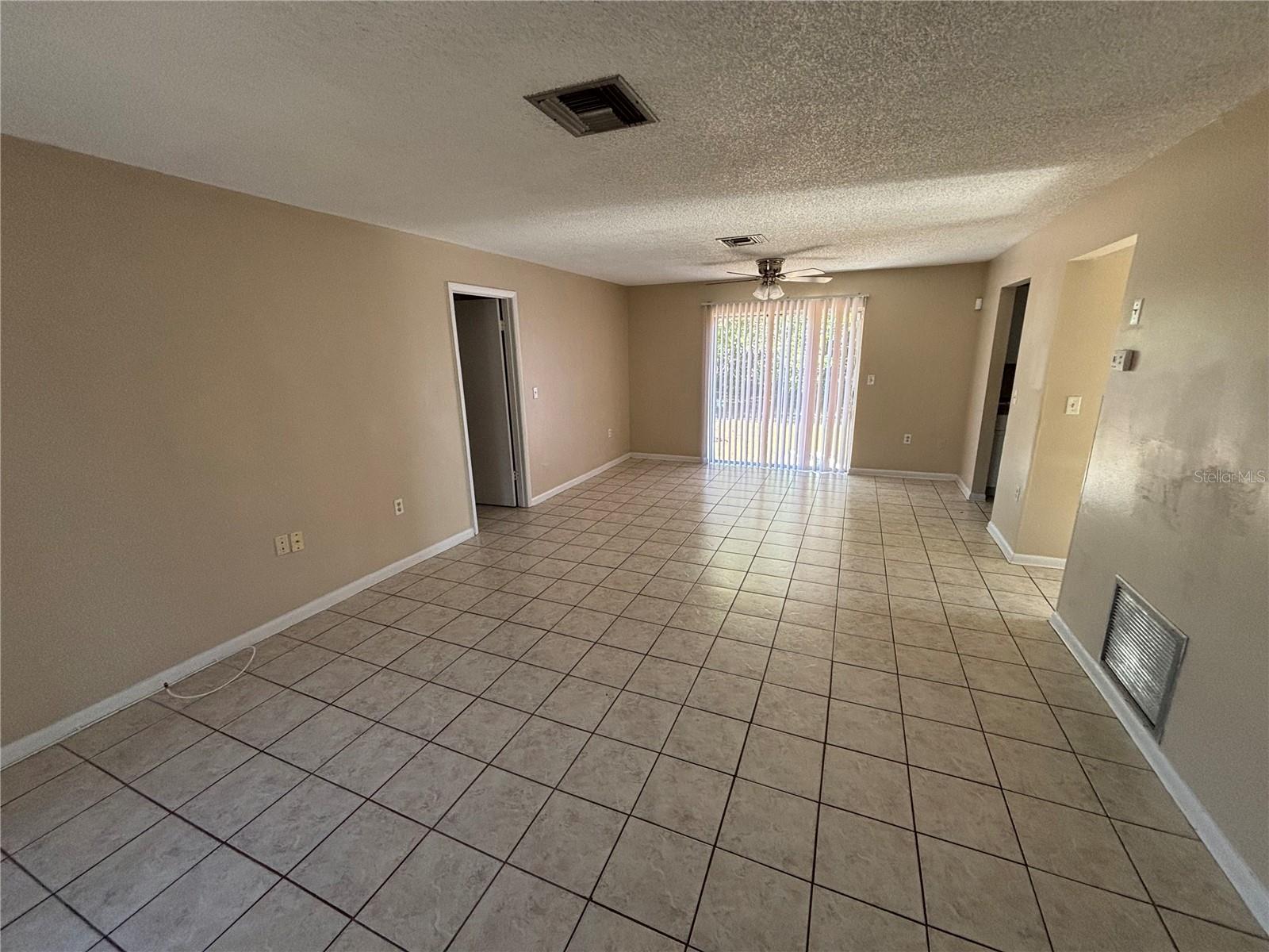 Image 9 of 27 For 14719 39th Circle