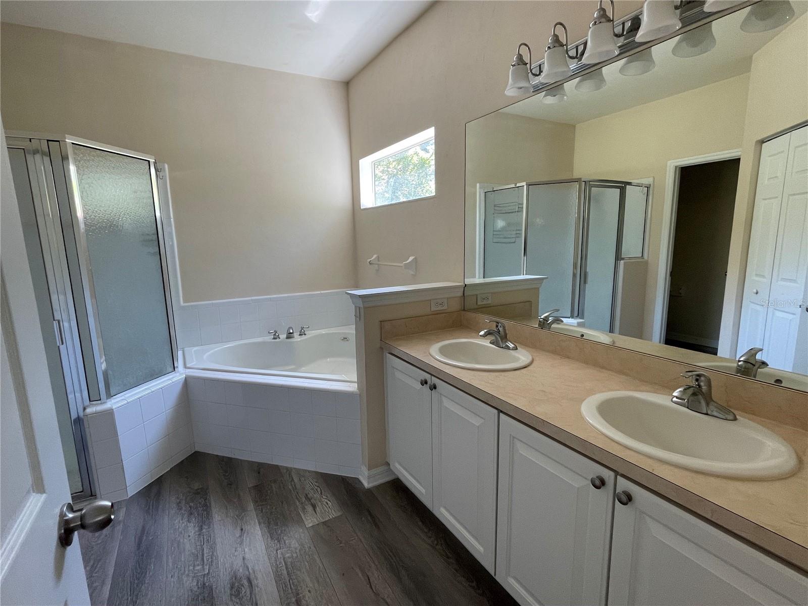 Image 11 of 29 For 7518 85th Drive
