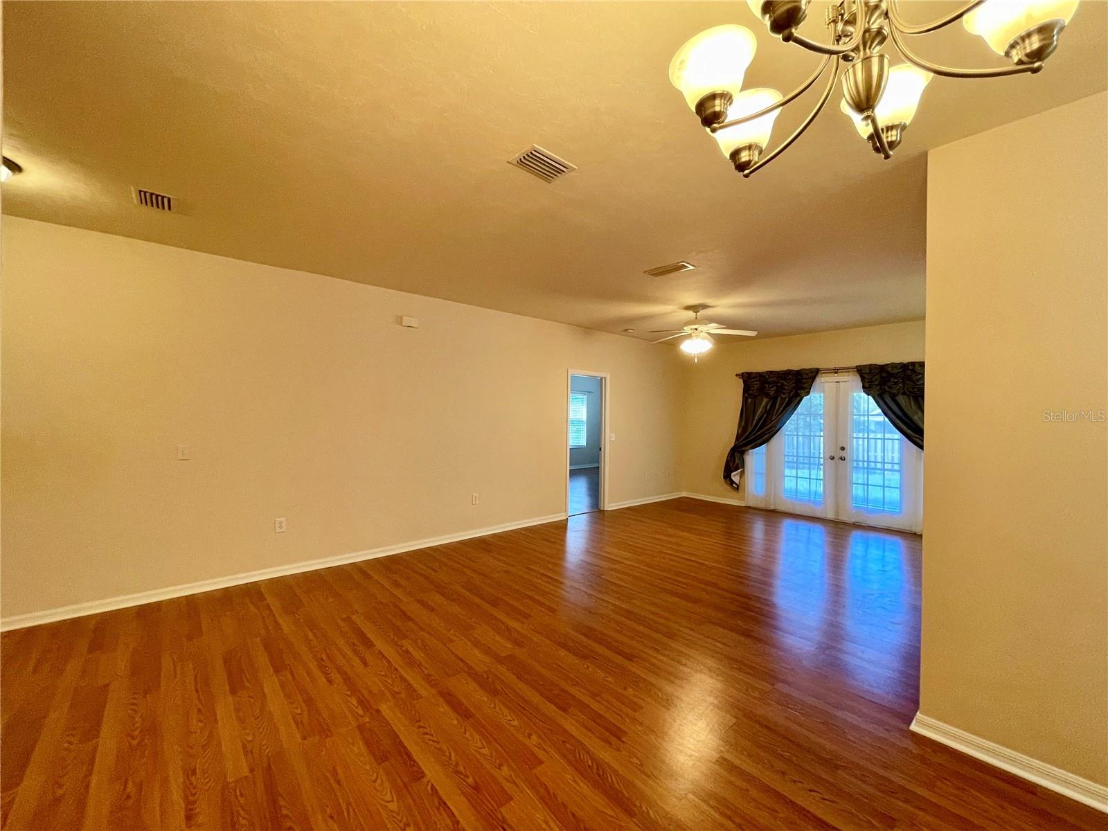 Image 4 of 29 For 7518 85th Drive