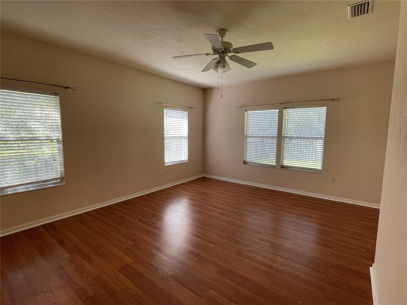 Image 9 of 29 For 7518 85th Drive