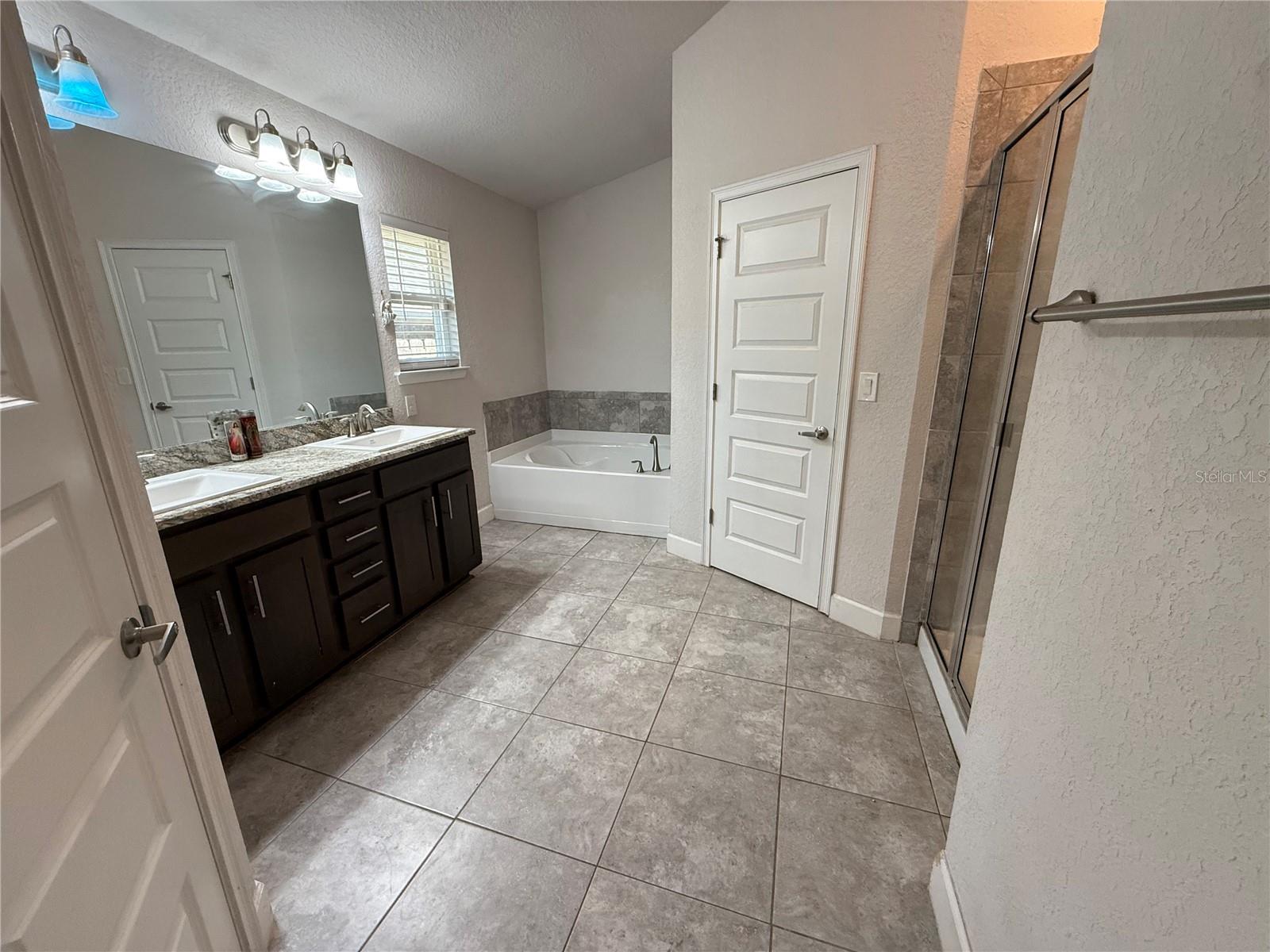 Image 15 of 43 For 15835 123rd Avenue