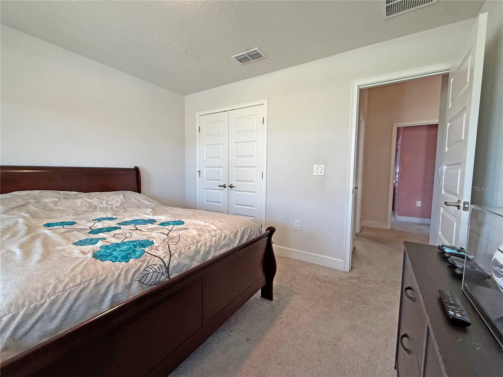 Image 19 of 43 For 15835 123rd Avenue