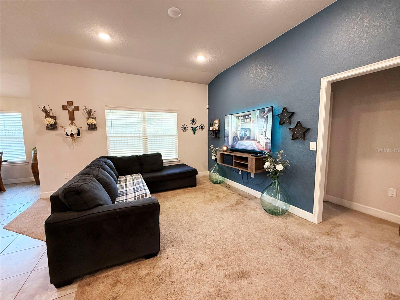 Image 6 of 43 For 15835 123rd Avenue