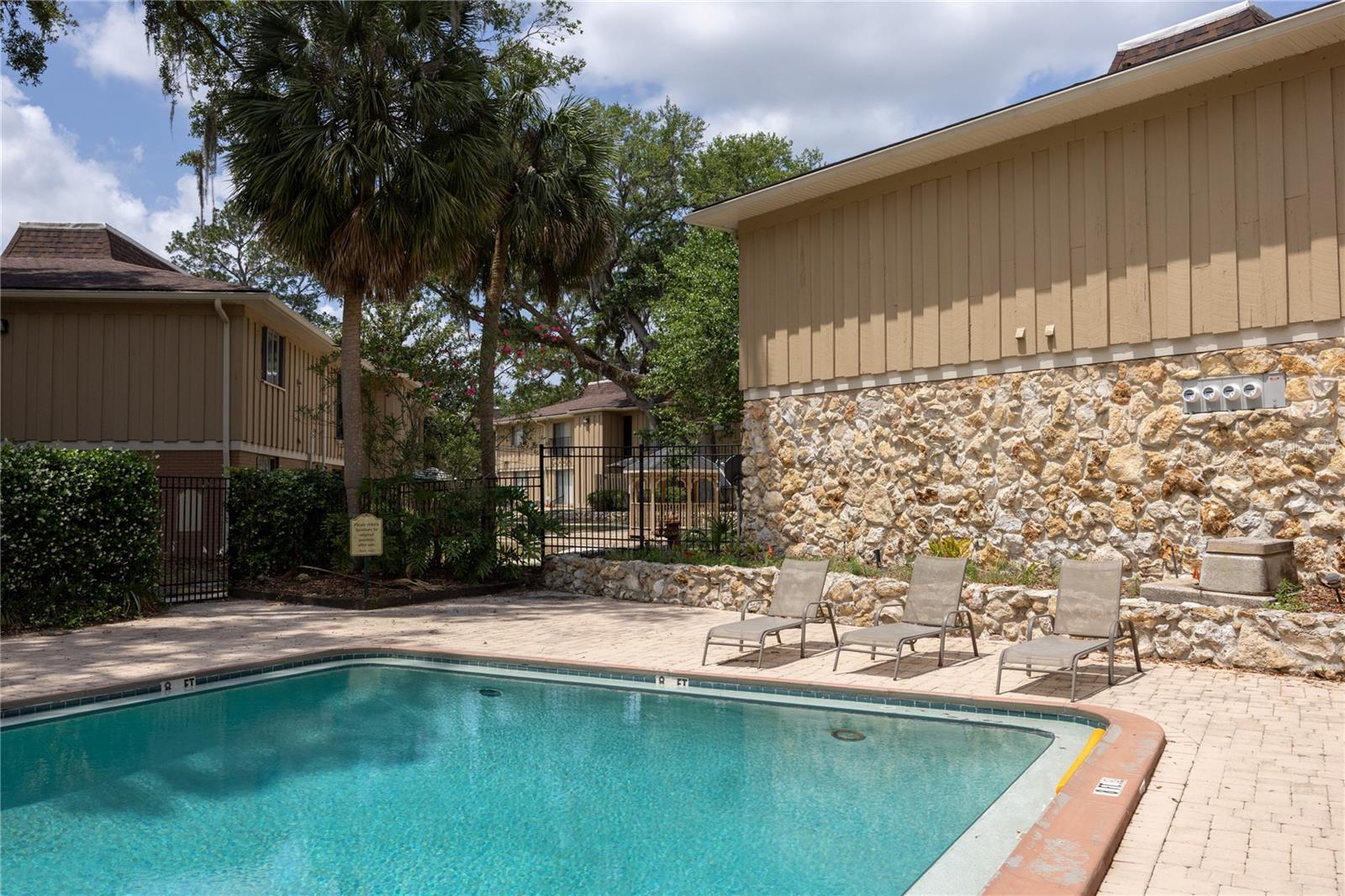 Image 22 of 26 For 507 39th Road 235