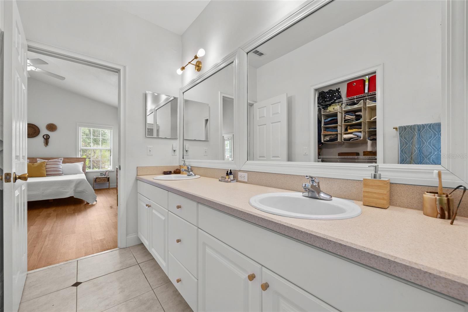 Image 15 of 43 For 7485 121st Avenue