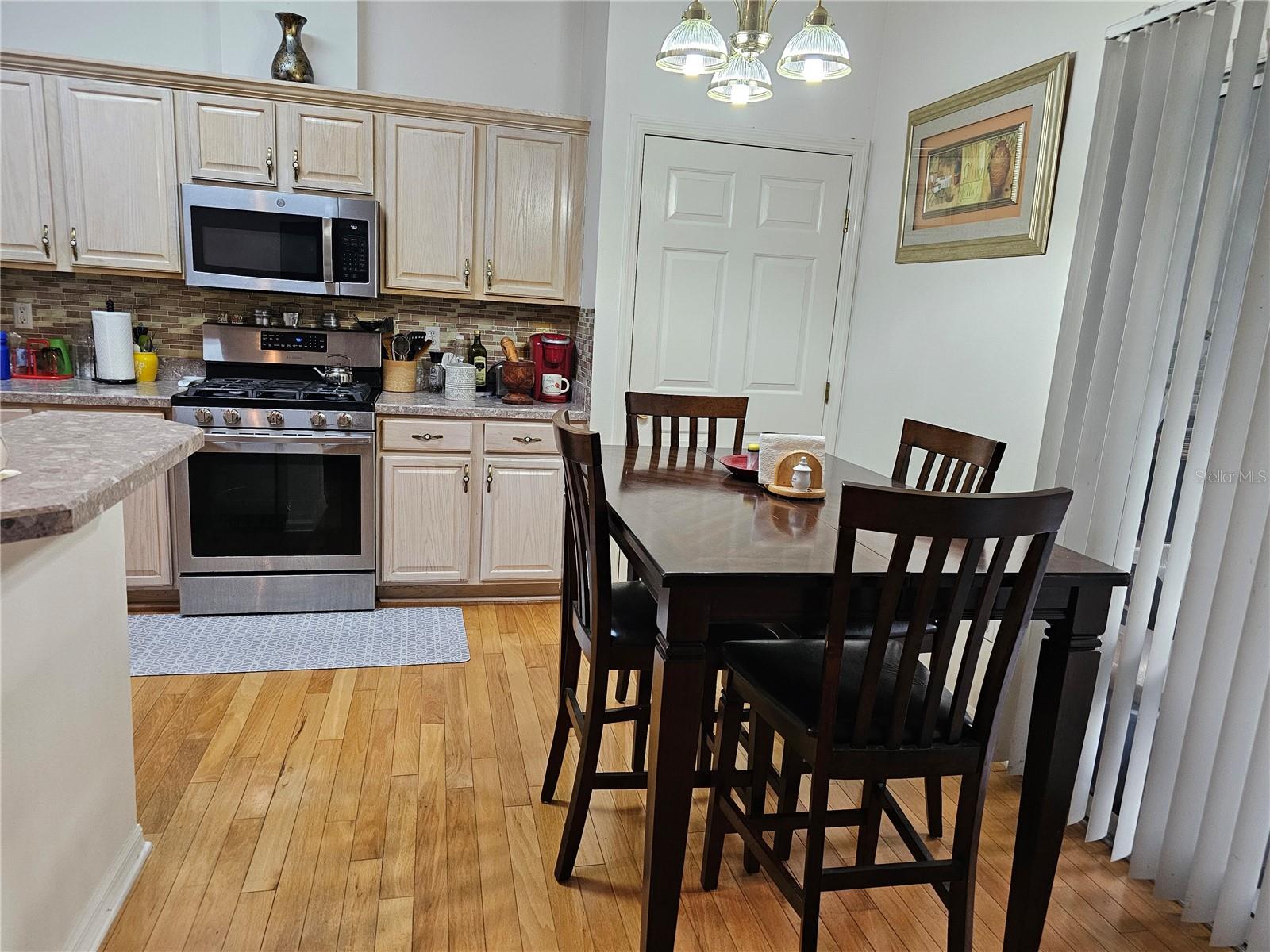 Image 7 of 17 For 7120 85th Terrace Sw