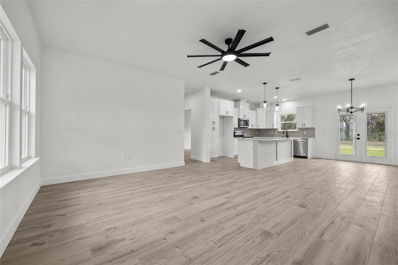Image 10 of 25 For 600 Fisher Drive