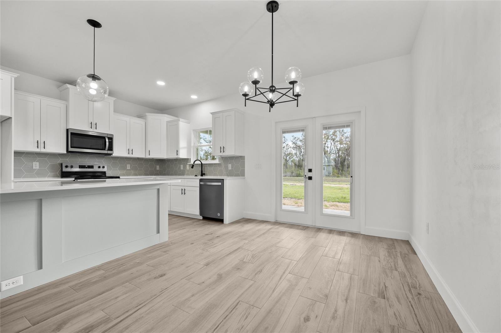 Image 9 of 25 For 600 Fisher Drive