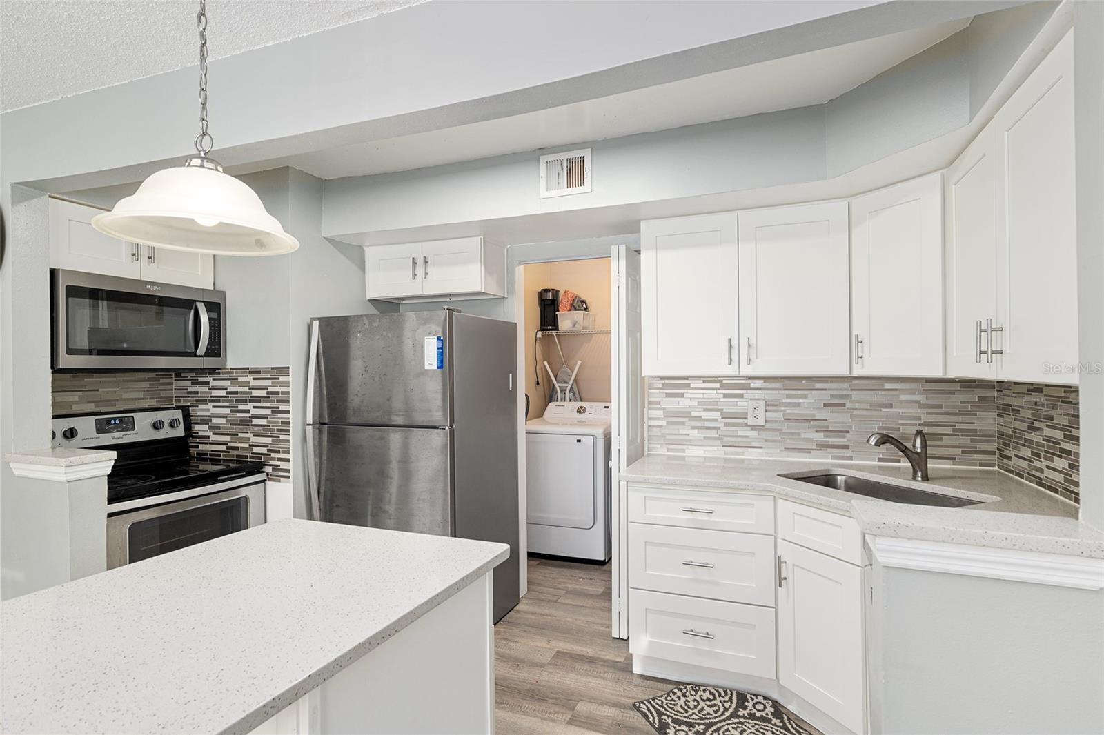 Image 8 of 31 For 2601 Archer Road G 128