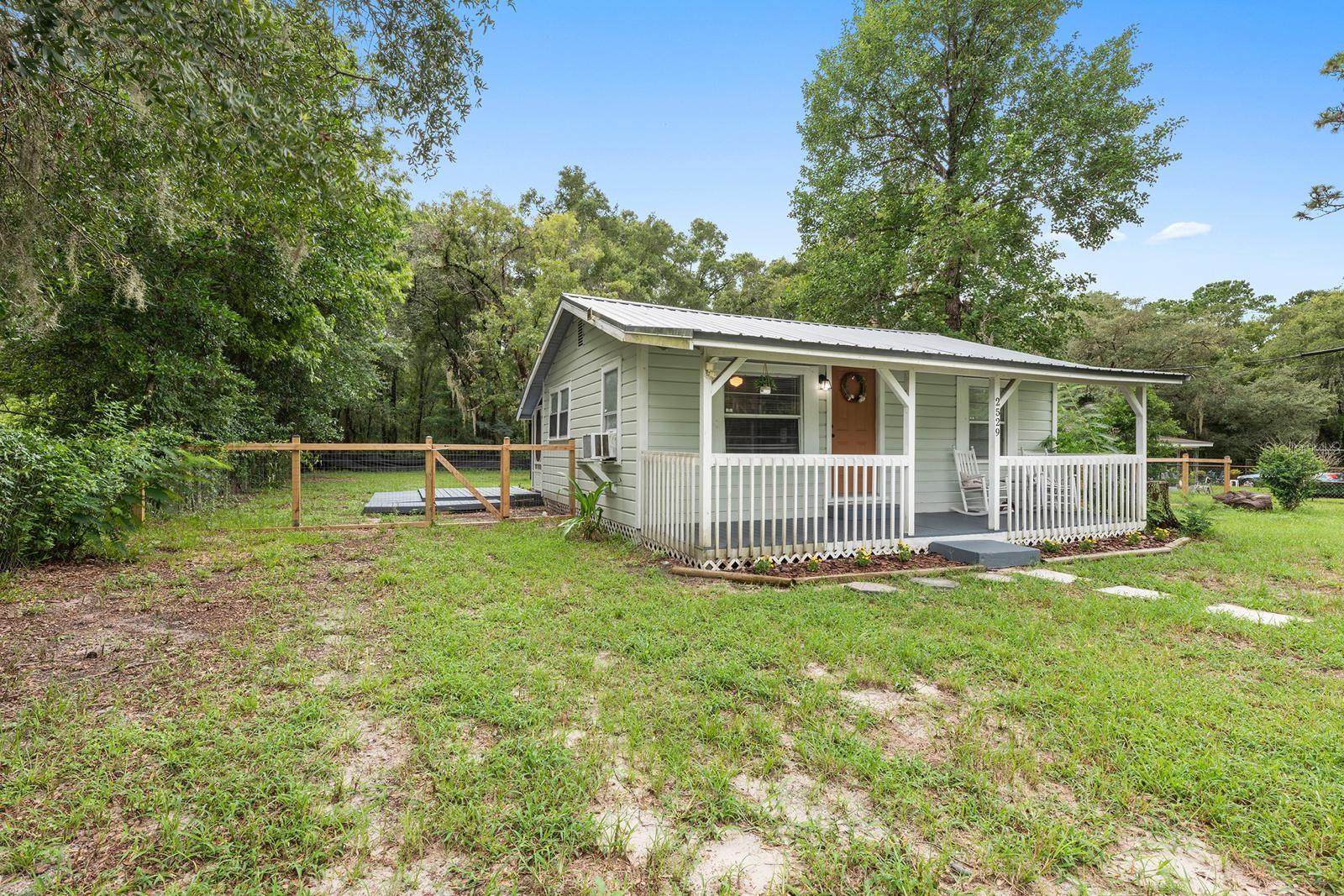 Image 3 of 18 For 2529 11th Avenue