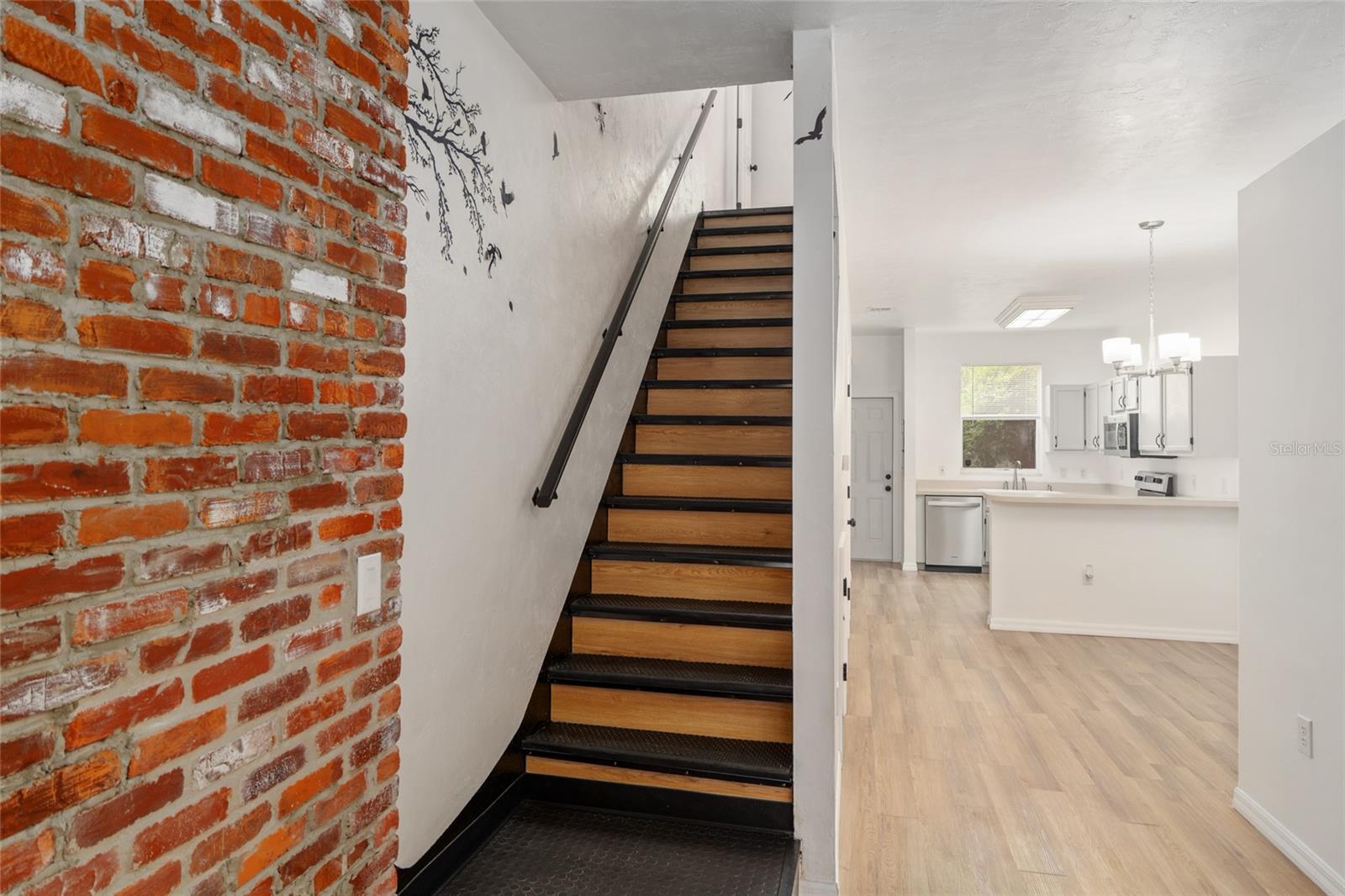 Image 23 of 36 For 4415 34th Street 503