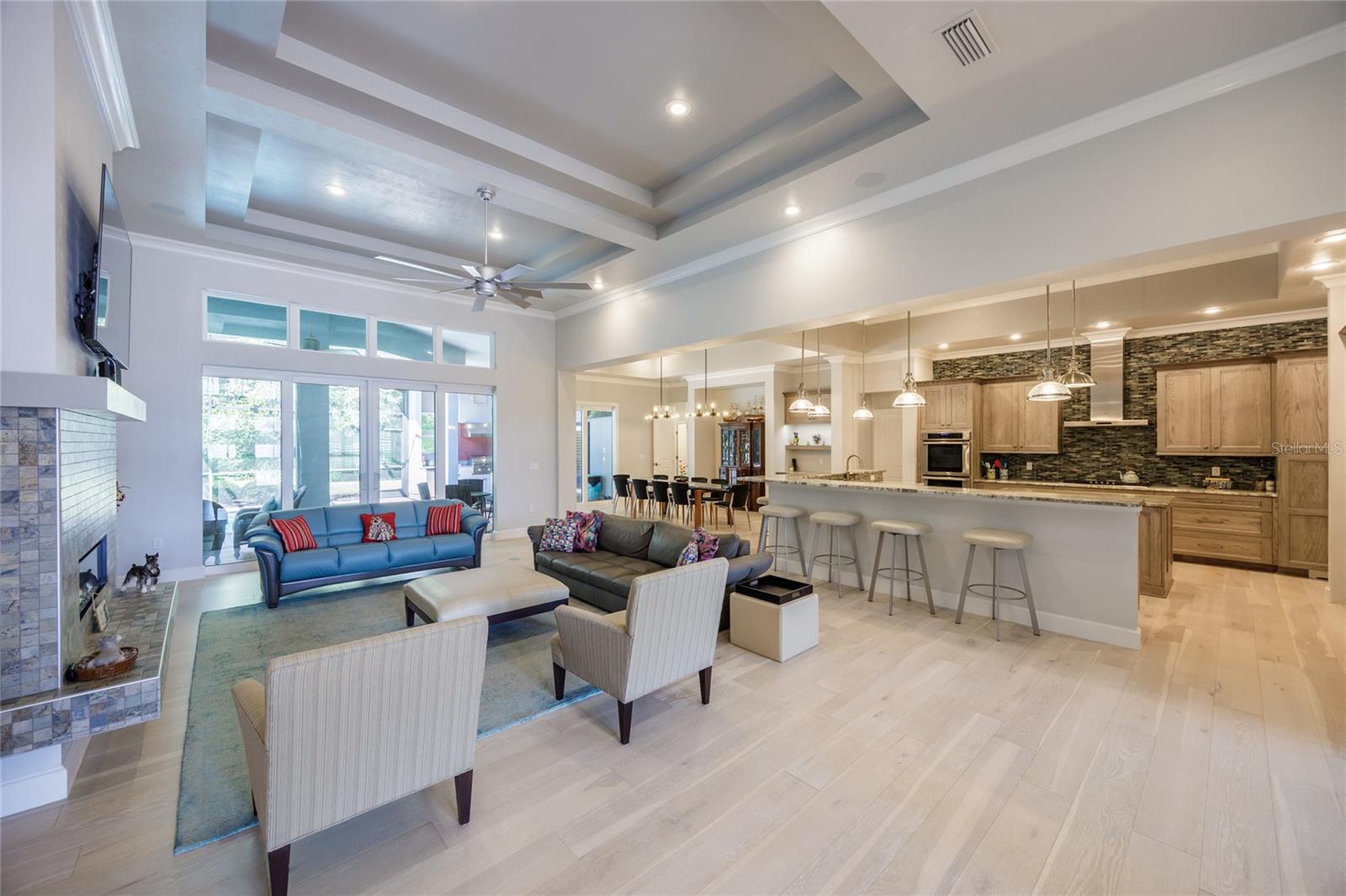 Image 13 of 82 For 2924 106th Street