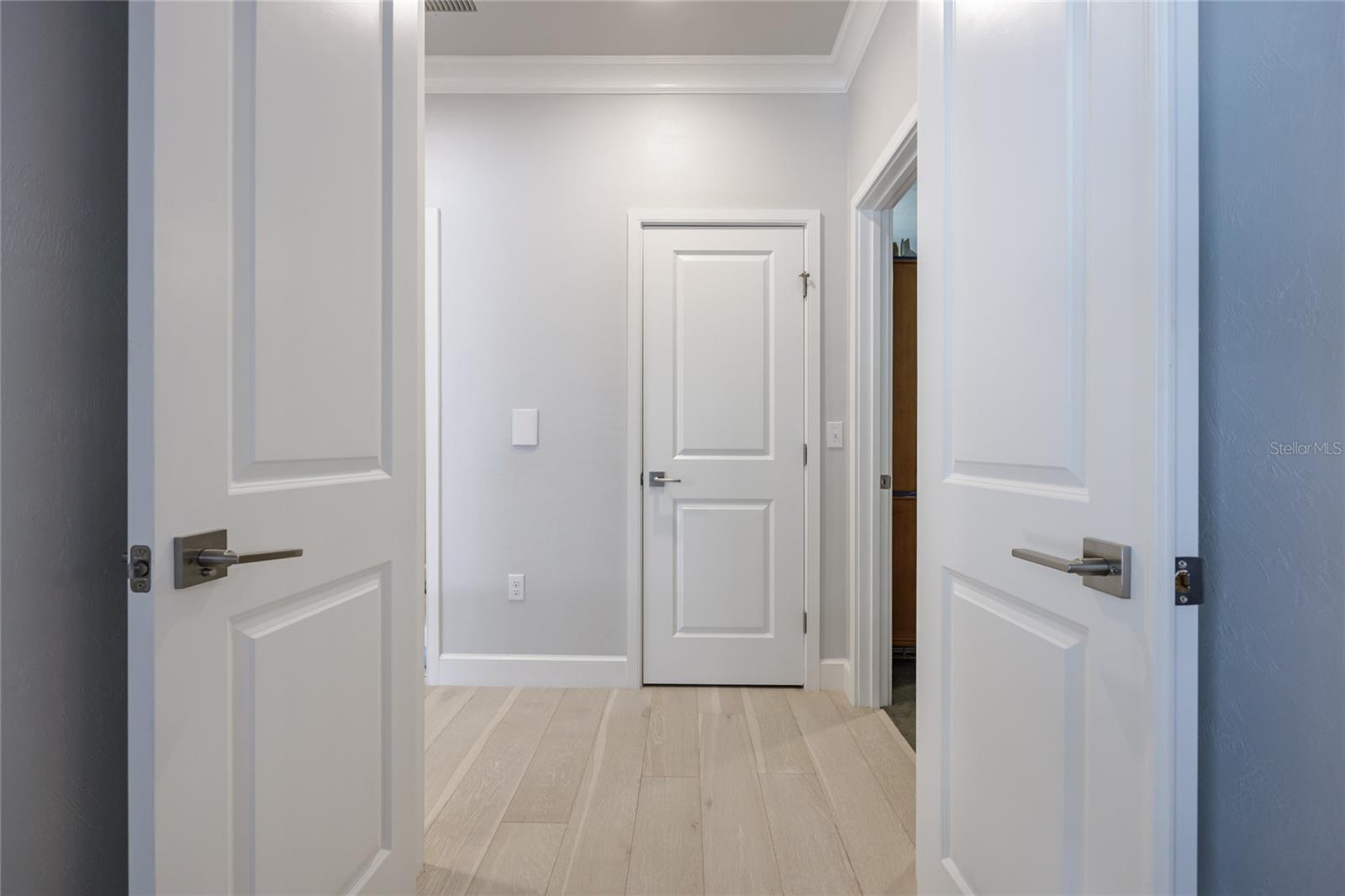 Image 59 of 82 For 2924 106th Street