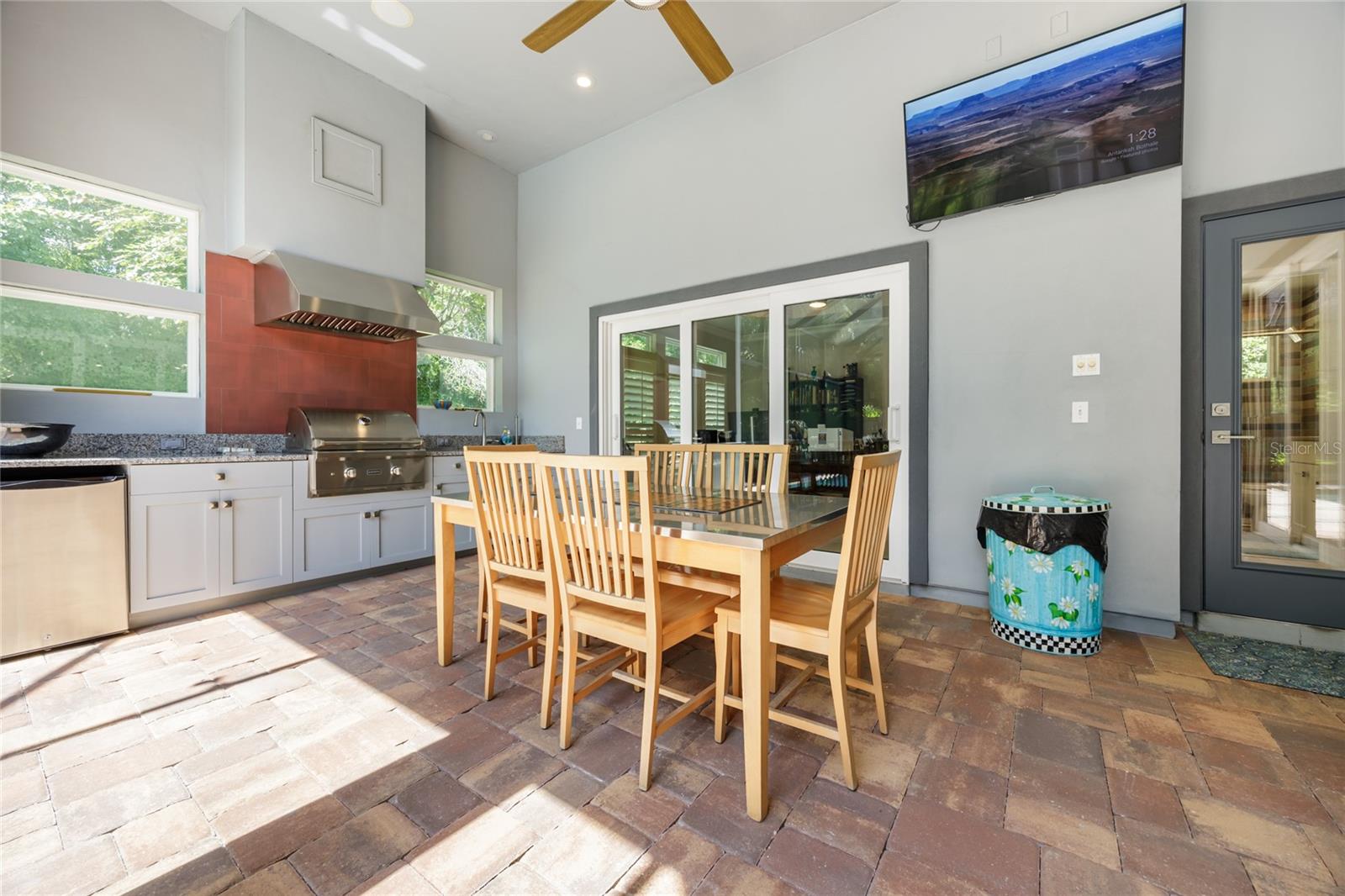 Image 74 of 82 For 2924 106th Street