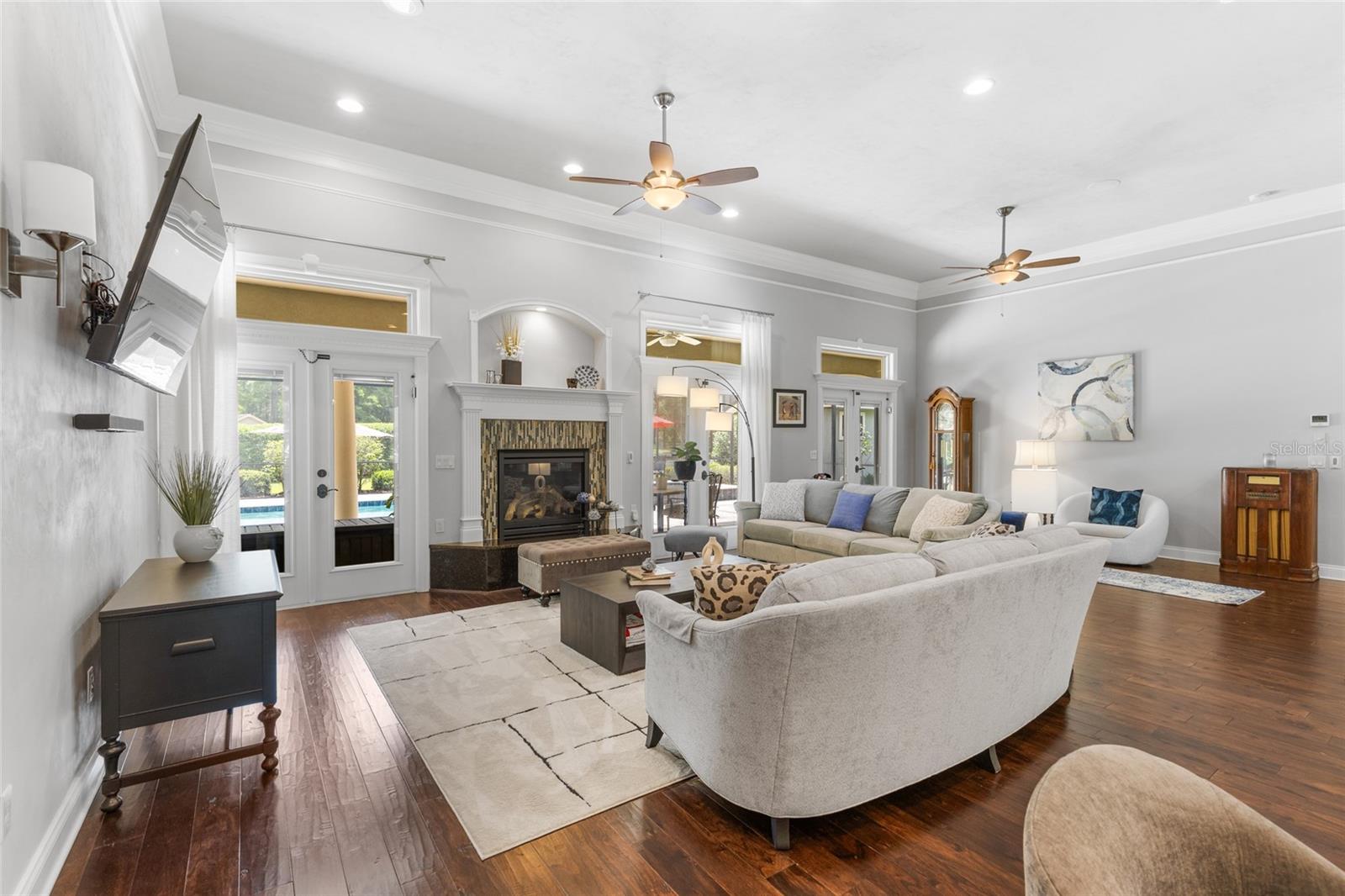 Image 13 of 68 For 563 155th Way