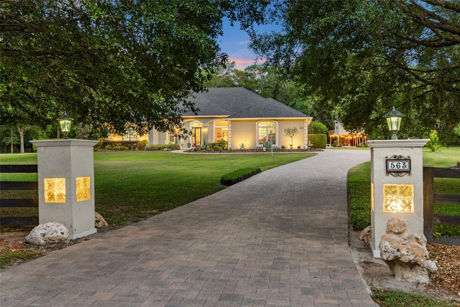 Image 3 of 68 For 563 155th Way