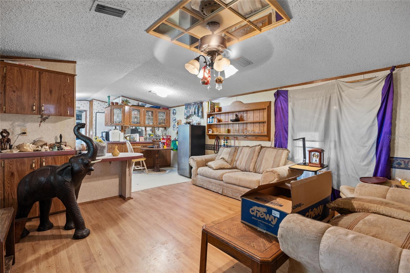 Image 18 of 24 For 427 Buck Court