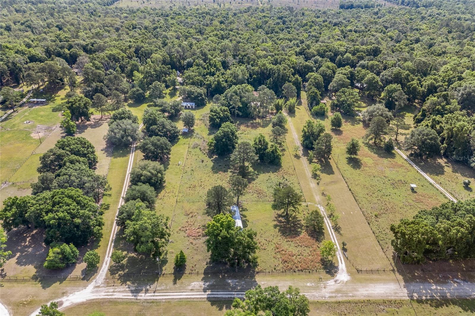 Image 5 of 24 For 427 Buck Court