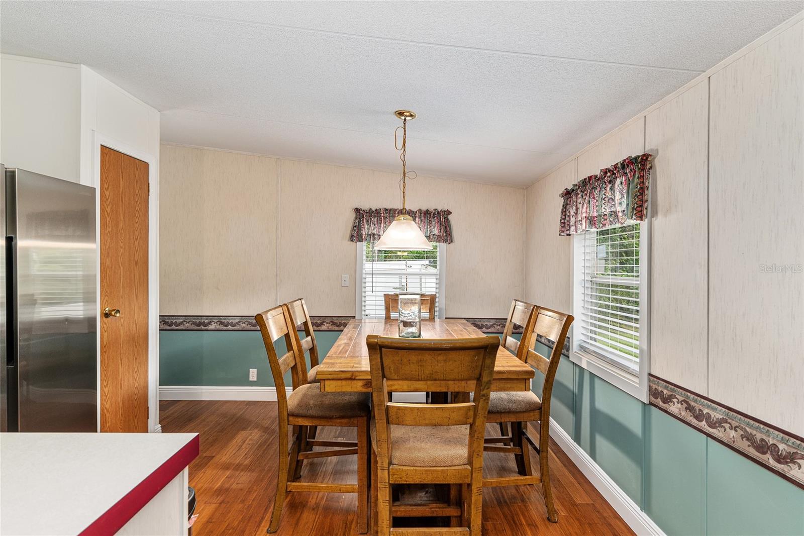Image 20 of 47 For 610 251st Street