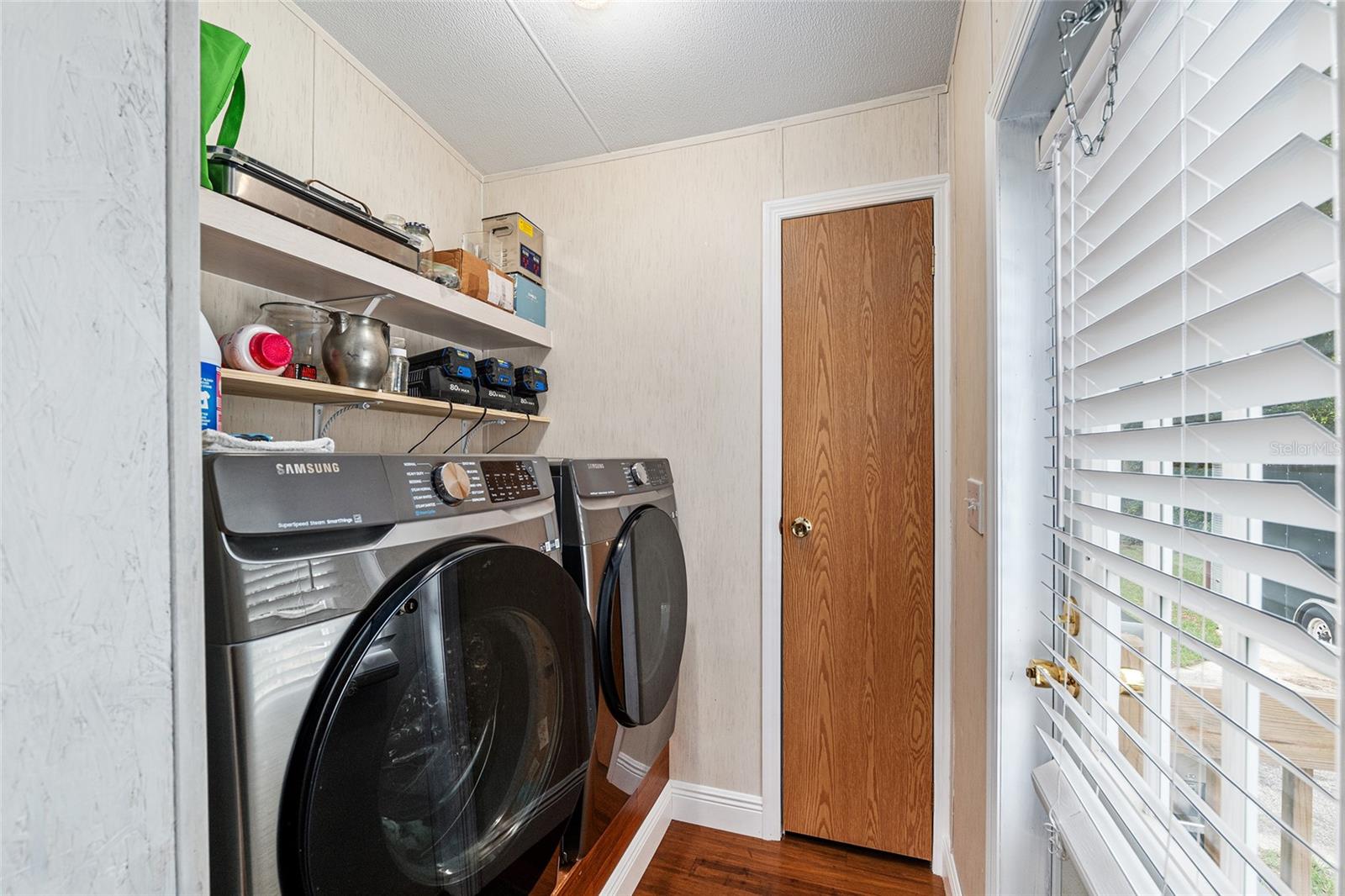 Image 24 of 47 For 610 251st Street