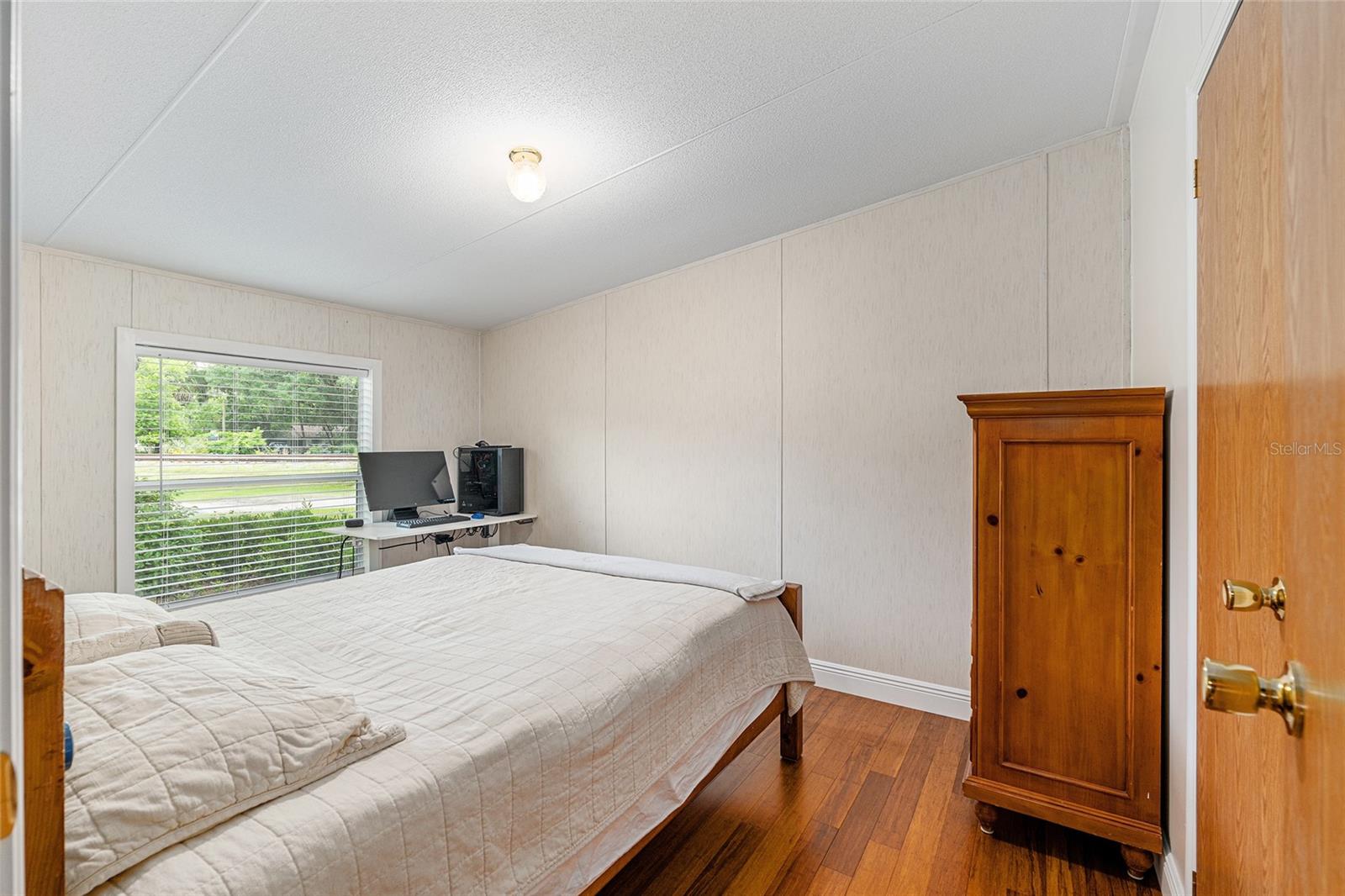Image 34 of 47 For 610 251st Street