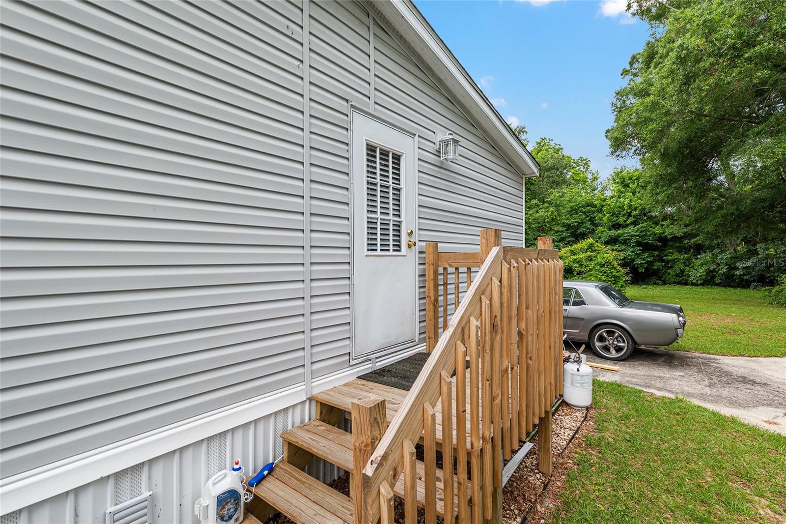 Image 39 of 47 For 610 251st Street