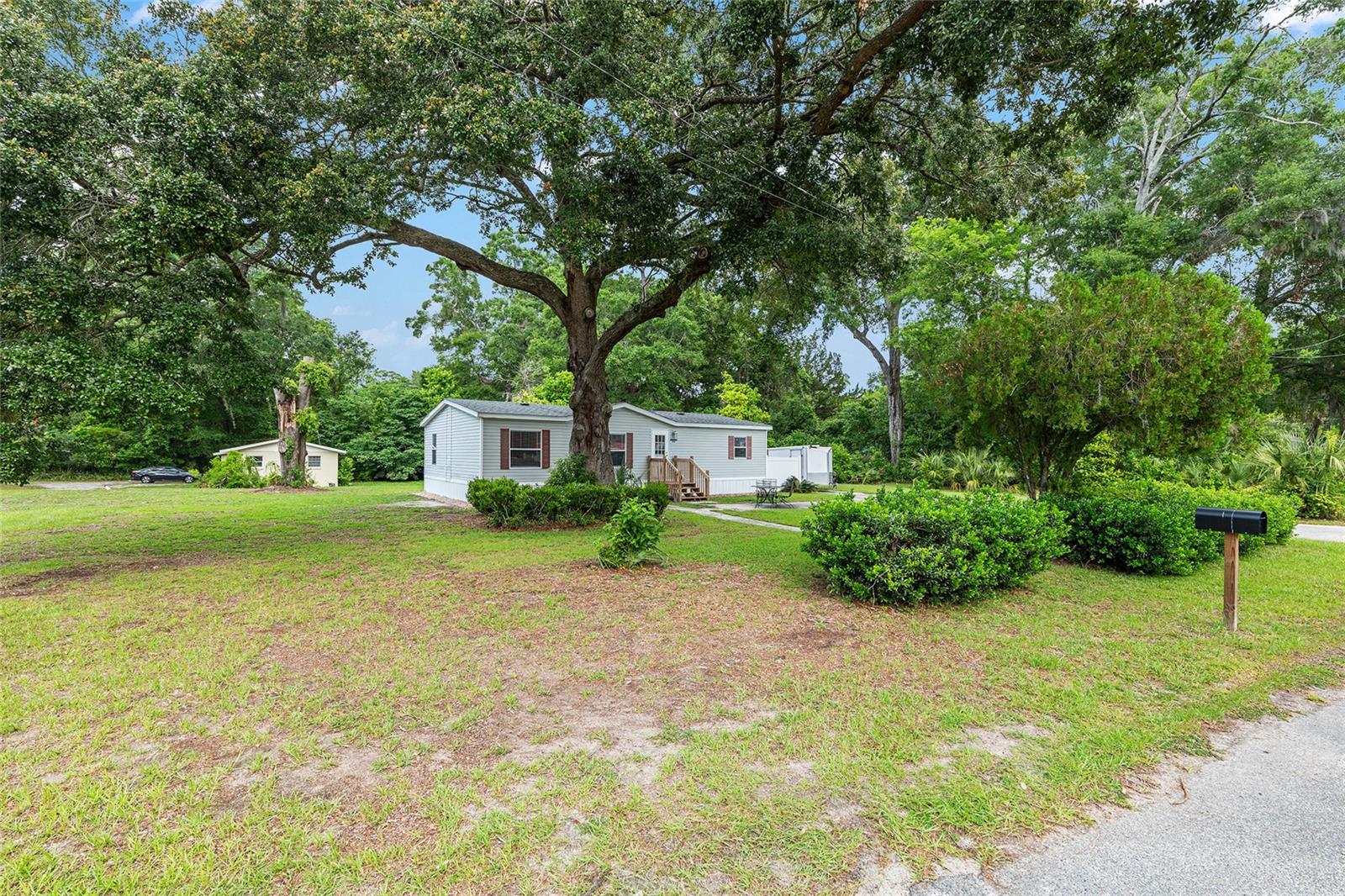Image 45 of 47 For 610 251st Street