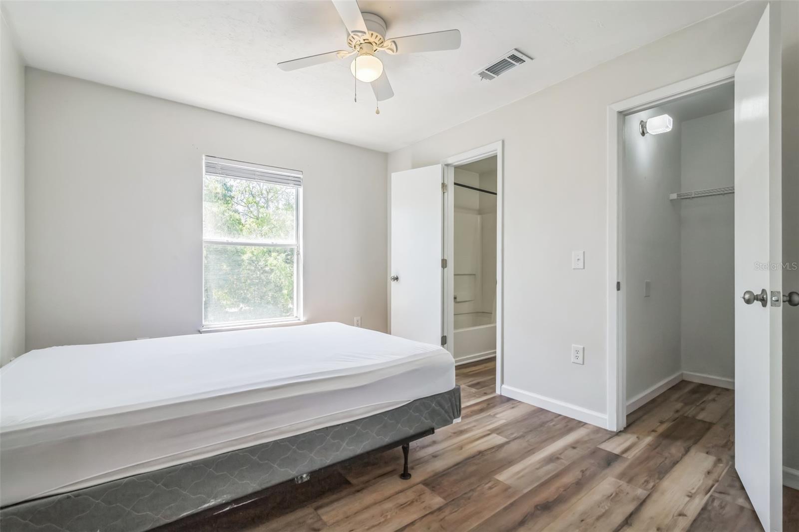 Image 14 of 28 For 3800 20th Avenue 112