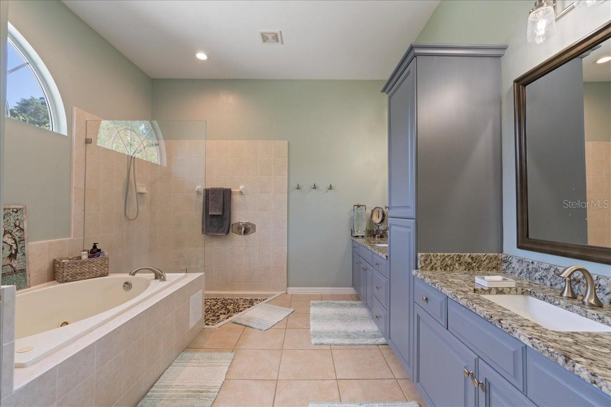 Image 12 of 62 For 8722 10th Road