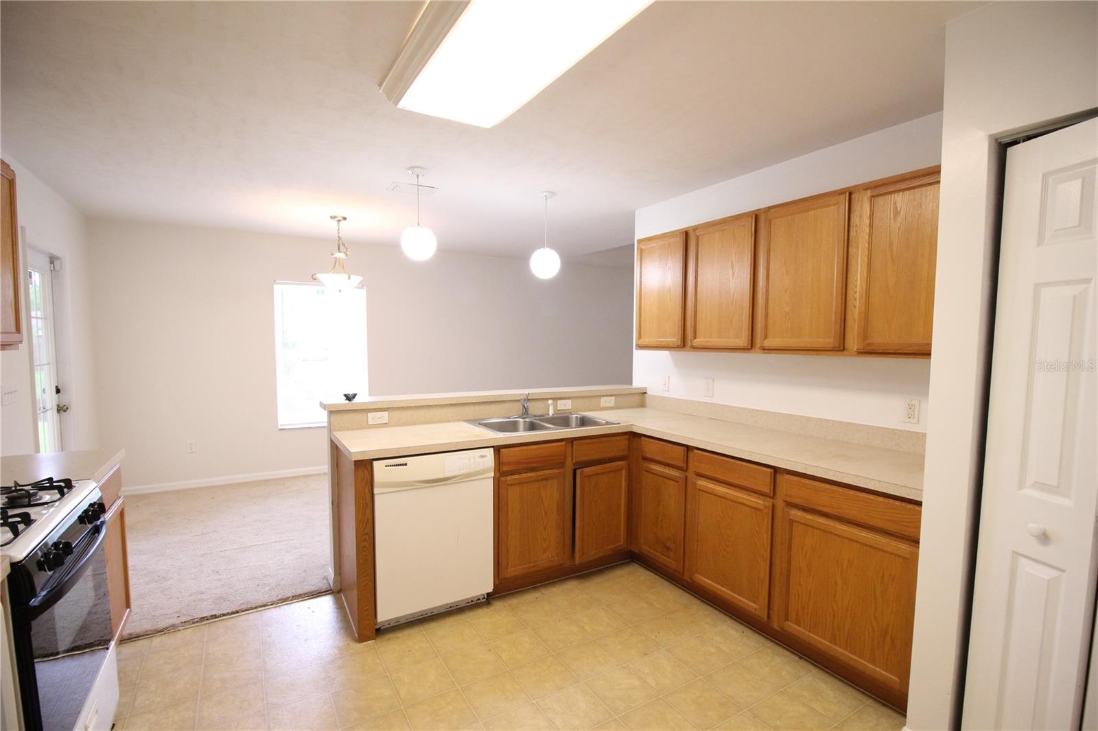 Image 8 of 16 For 4580 16th Terrace