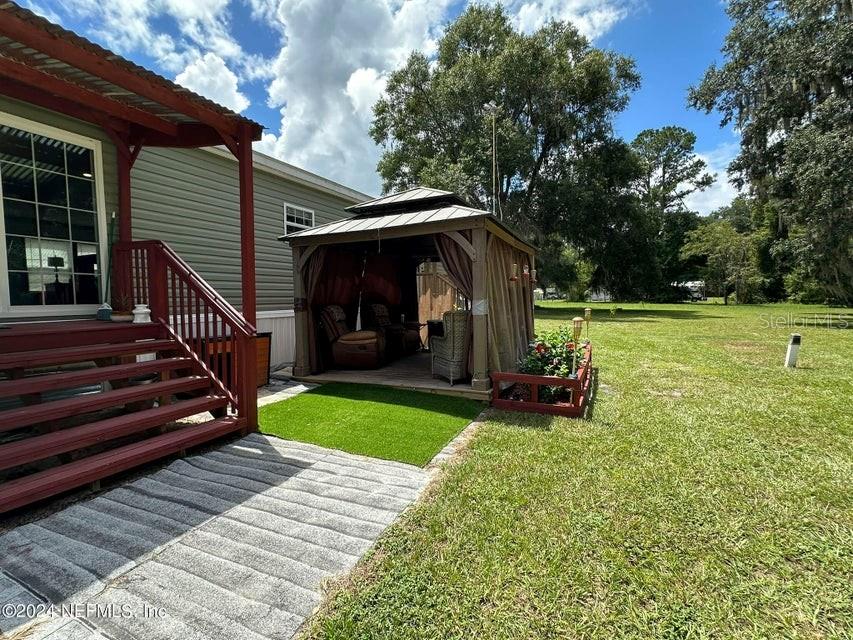 Image 31 of 52 For 9987 136th Street