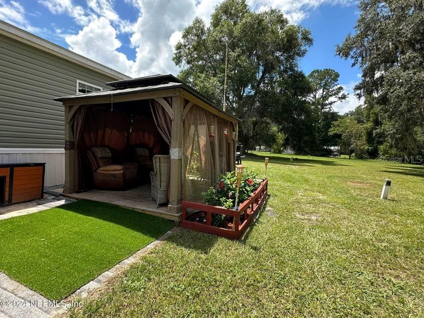 Image 32 of 52 For 9987 136th Street
