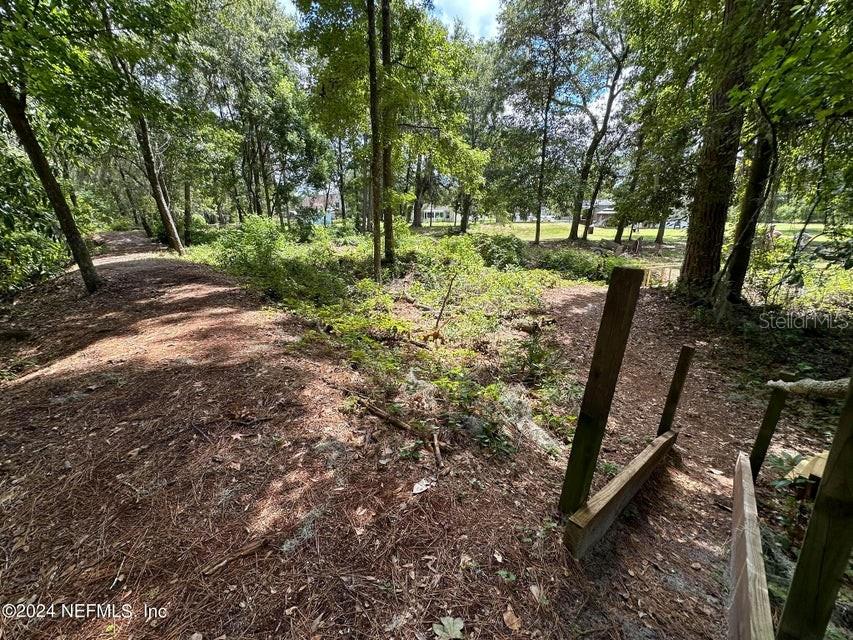 Image 43 of 52 For 9987 136th Street